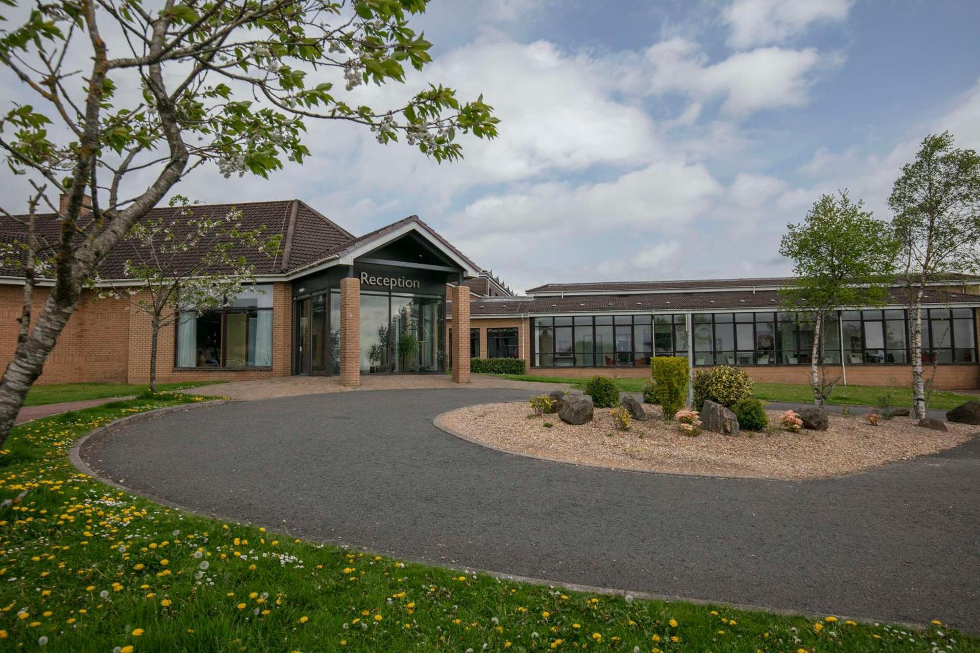 Glasgow Westerwood Hotel, Spa & Golf Resort Cumbernauld Exterior foto